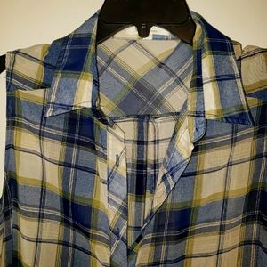 Win win sleeveless sheer flannel cover